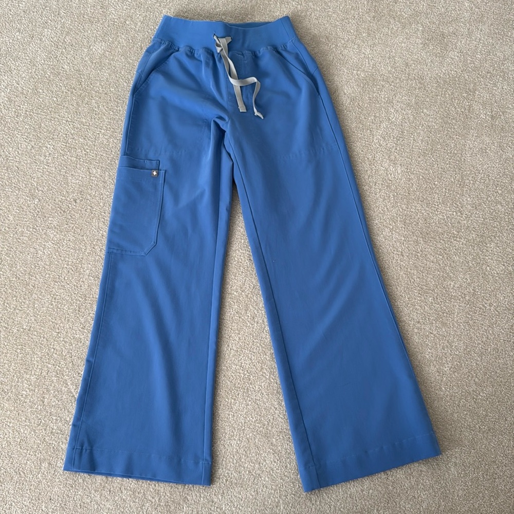 women's Ceil Blue FIGS High Waisted Isabel Wide Leg - Petite
